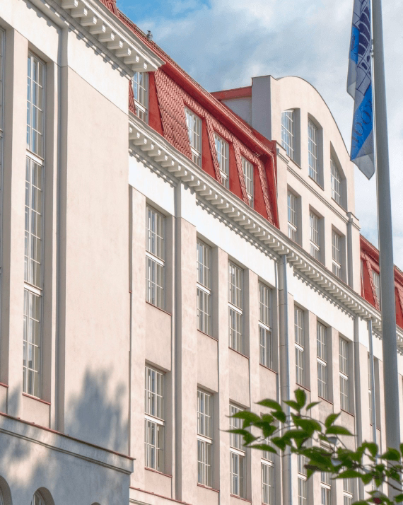 Juta Hirv, arendusjuht & Siim Luha, eKooli administraator, Tallinna 21. Kool